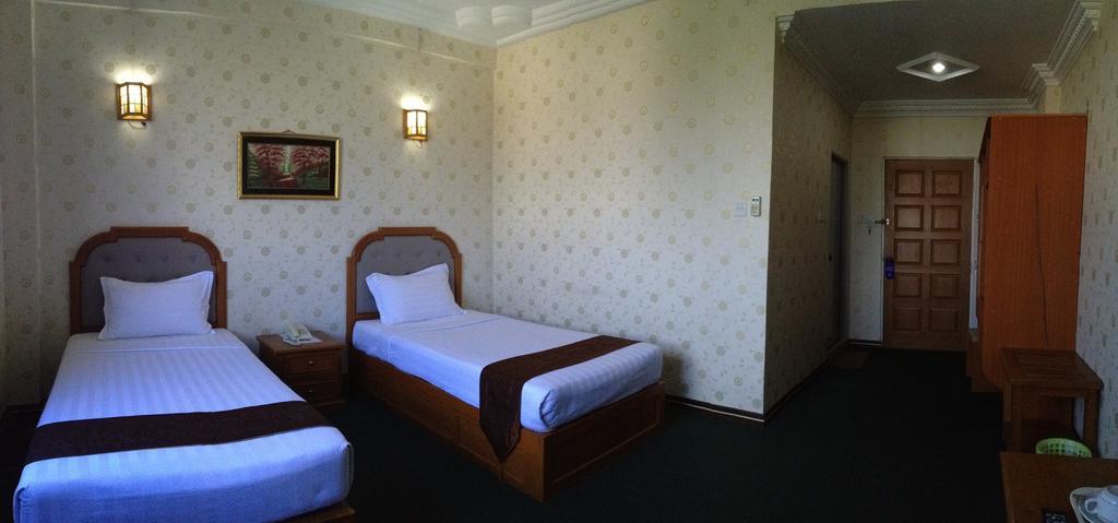Hotel Glory Yangon Luaran gambar