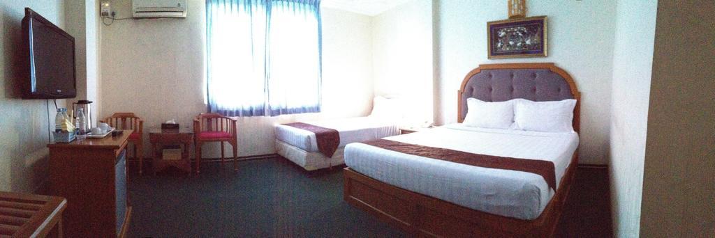 Hotel Glory Yangon Luaran gambar