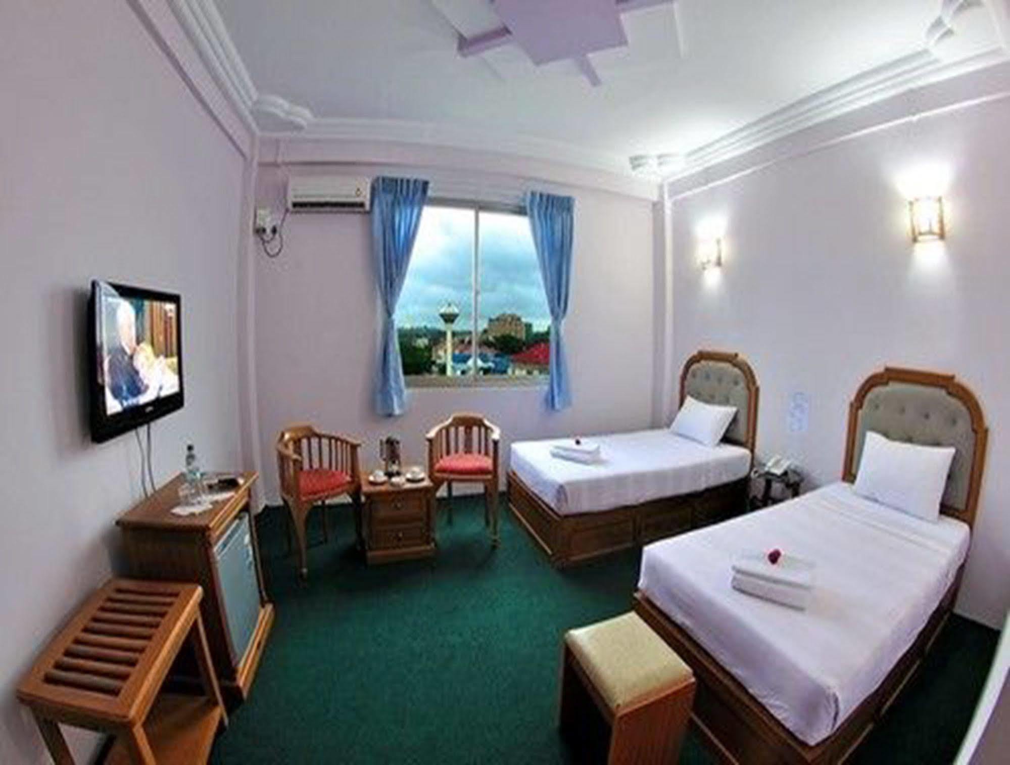 Hotel Glory Yangon Luaran gambar