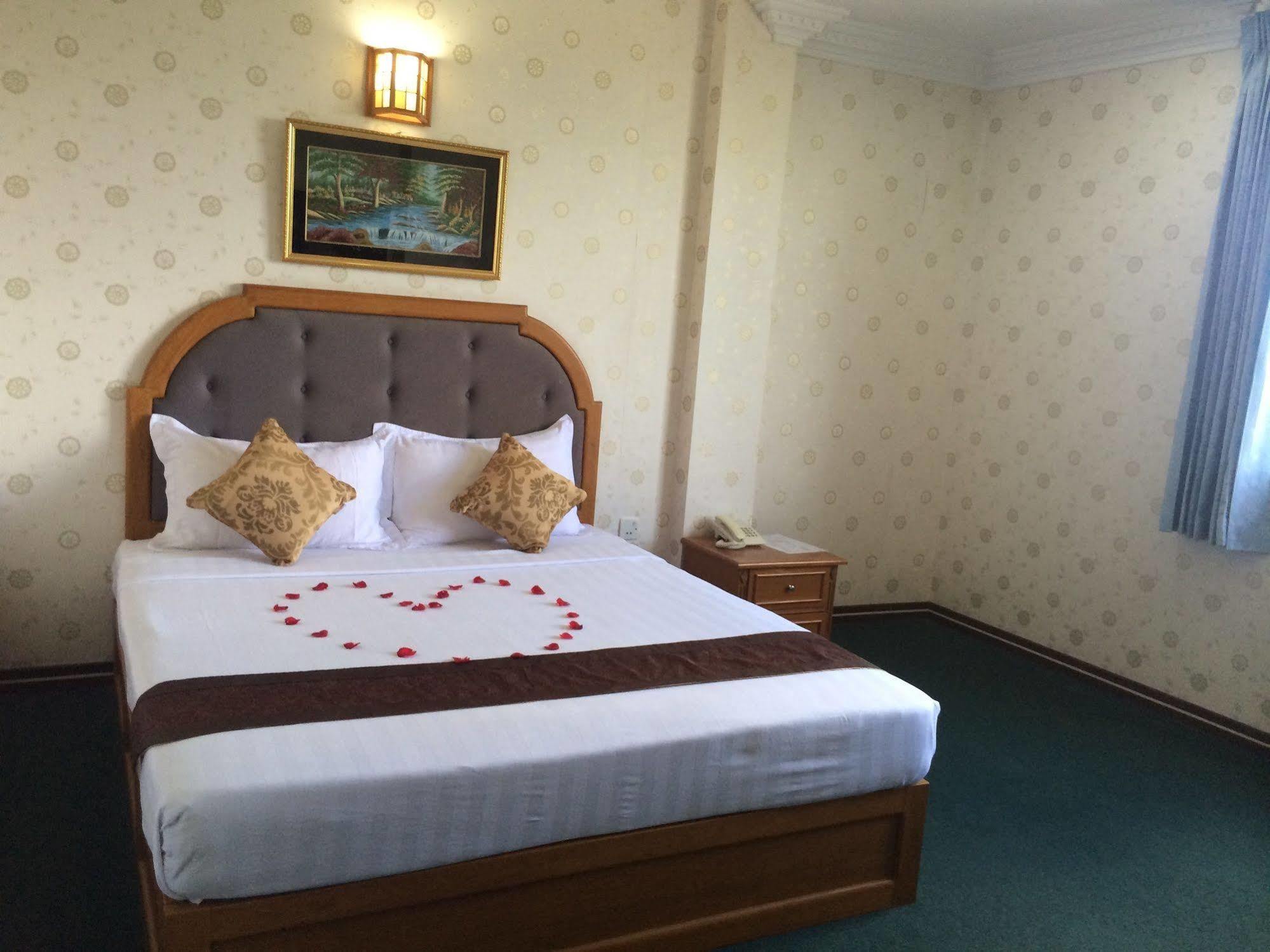 Hotel Glory Yangon Luaran gambar